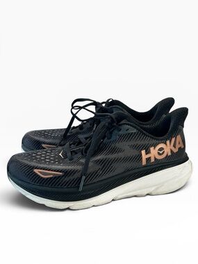 Hoka Clifton 9 Wide Running Shoe Rose Gokd & Black 7.5
